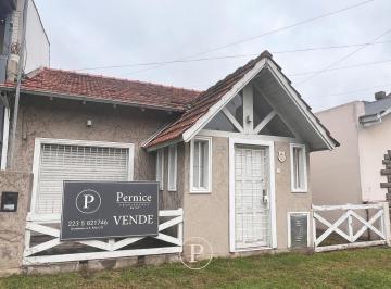 Casa · 299m² · 4 Ambientes · Venta Chalet en San Carlos