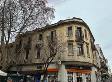 Departamento de 5 ambientes, San Telmo · Venta de Departamento de 5 Ambientes en Plena Zona Turística de San Telmo.