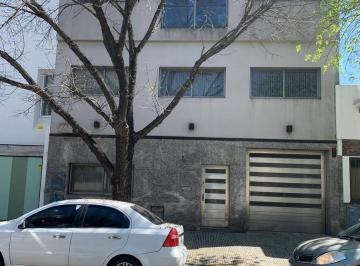 Edificio · 930m² · Edificio Comercial en Saavedra