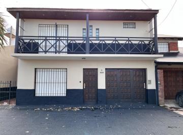 Casa de 4 ambientes, Miramar · Casa en Dos Plantas Ubicada en Calle 7 Entre 28 y 30