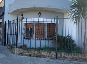 Casa de 4 ambientes, Hurlingham · Casa en Alquiler en Hurlingham