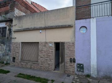 Casa · 80m² · 2 Ambientes · Venta Casa 2 Amb Lanús Oeste Mármol Al 700 Financiación Prop