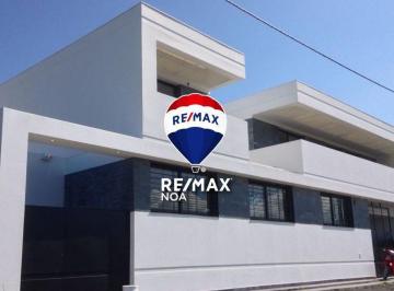 Casa · 230m² · 5 Ambientes · 2 Cocheras · Casa 3 Dorm. Venta Bº Grand Bourg