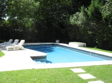 Casa · 380m² · 6 Ambientes · 2 Cocheras · Los Lagartos C. C. Excelente Propiedad (Anual)