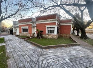 Casa de 5 ambientes, Quilmes · Casa Bernal Apta Credito
