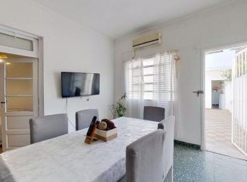 PH · 90m² · 5 Ambientes · PH en Venta 5 Ambientes en Flores Patio y Terraza
