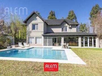 Casa · 180m² · 6 Ambientes · 2 Cocheras · Casa en Venta en Canning | Solar del Bosque