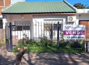Casa de 4 ambientes, Florencio Varela · Casa en Venta a 500 m de Ruta 36, Barrio El Roció, Bosques