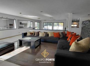 Casa · 360m² · 4 Ambientes · 2 Cocheras · Alquiler Casa 3 Dorm Causana