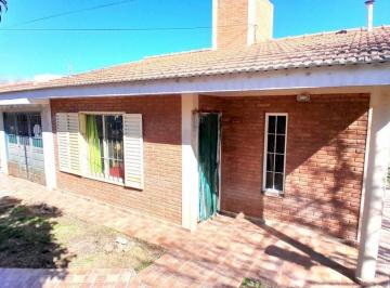 Casa · 72m² · 3 Ambientes · 1 Cochera · Ttte. Pm Ibañez 499, San Antonio de Arredondo, Cba