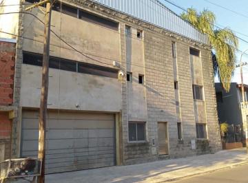 Bodega-Galpón · 2740m² · 88 Cocheras · Galpon/deposito en Tres Plantas - San Martin