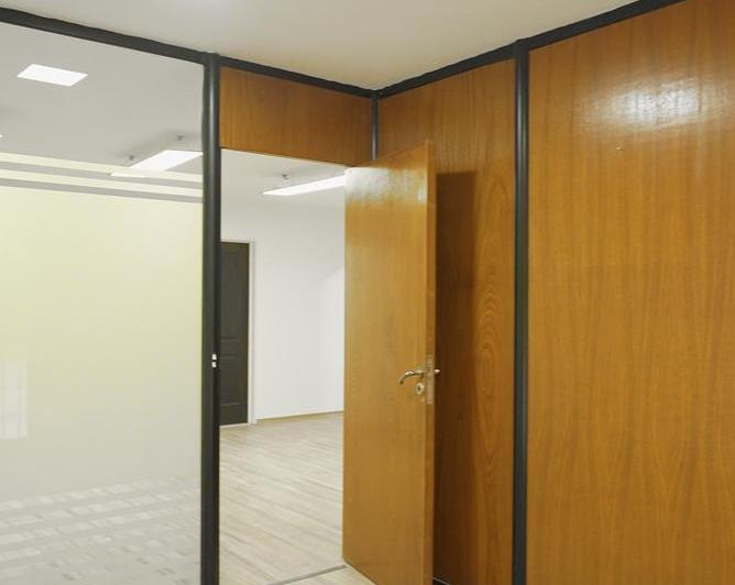 Oficina comercial · 135m² · 1 Cochera