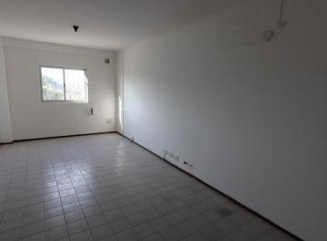 PH de 4 ambientes, Rosario · Juan Manuel de Rosas 3100, 3er Piso Escalera (Amplia), Edificio Sin Ascensor.