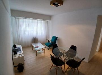 Departamento · 68m² · 4 Ambientes · Departamento Impecable 4 Ambientes Temperley Venta