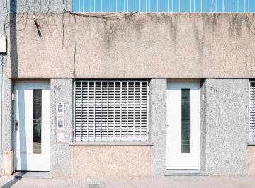PH · 130m² · 4 Ambientes · PH en Venta Dos Dorm. Oportunidad Arrroyito