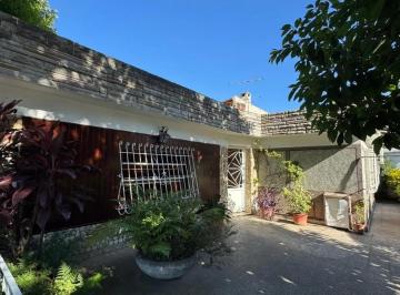 Casa de 3 ambientes, Villa Lugano · Casa en Venta Tres Ambientes con Garage y Patio en Villa Lugano