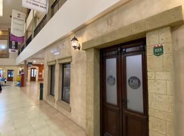Local comercial · 70m² · Local Venta Alquiler Plaza Canning