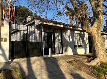 Casa de 4 ambientes, Lomas de Zamora · Vendo Hermosa Casa con Cochera en Lomas de Zamora