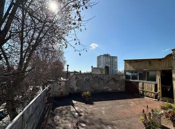 PH de 4 ambientes, La Paternal · PH 4 Amb Primer Piso Entrada Independiente con Terraza