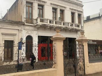 Edificio · 1898m² · Edificio Comercial en Venta - Independencia 153