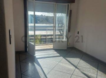 Departamento · 61m² · 3 Ambientes · Venta\paso Molino\apartamento Al Frente\rentado\balcón/renta de U$d 500 Aprox/