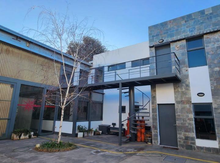 Oficina comercial · 263m²