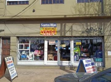 Local comercial · 214m² · Local en Venta Av Mitre 4127 Villa Dominico