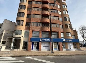 Departamento de 4 ambientes, La Plata · Piso en Alquiler Dos Dorm. con Cochera La Plata