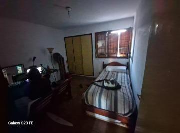 Casa de 6 ambientes, Ciudad de Santa Fe · Propiedad en Venta. Ubicado en 9 de Julio Al 2700.