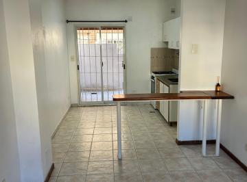 Departamento de 2 ambientes, La Matanza · Duplex 2 Amb y 1/2. en Alquiler. Al Frente. con Patio