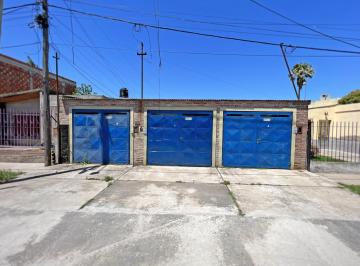 Casa · 50m² · 1 Dormitorio · 1 Cochera · Casa en San Lorenzo