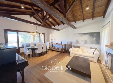 Foto · Casa 3 Dorm. con Vista a Las Sierras en Excelente Lote Barrio Country El Bosque con Galería y Pileta