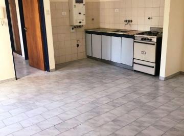 Departamento · 33m² · 2 Ambientes · Depto 1 Dorm - Luminoso - Excelente Ubicacion