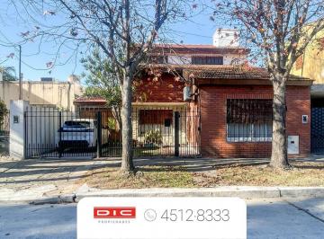 Casa · 150m² · 5 Ambientes · 1 Cochera · Casa 4 Dorm. Venta - Jose León Suarez