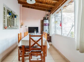 PH · 129m² · 6 Ambientes · 1 Cochera · PH en Venta 3 Dorm. con Cochera San Isidro
