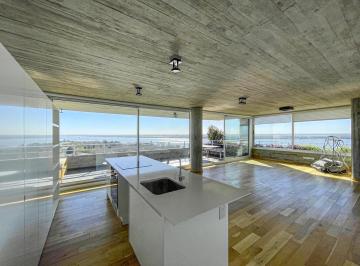 Departamento · 161m² · 4 Ambientes · Semipisos de 3 Dorm. con 3 Baños con Vista Al Río