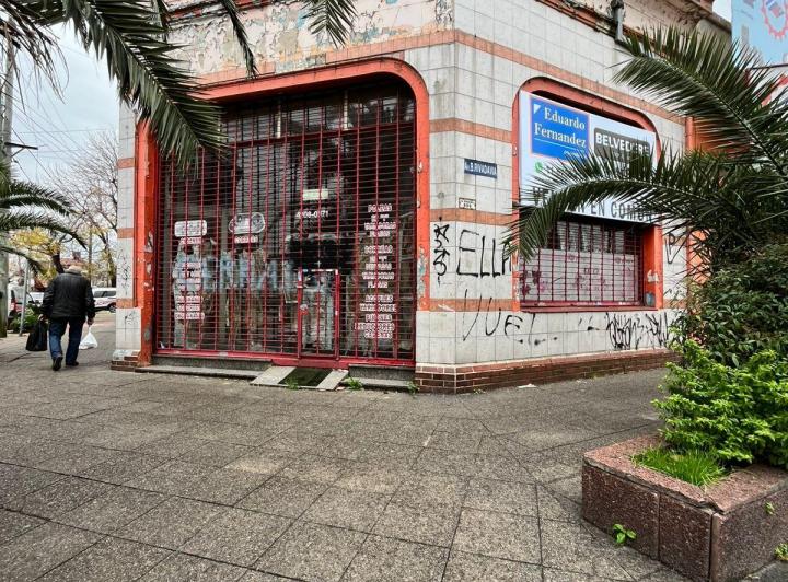 Local comercial · 106m²