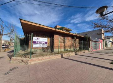 Casa de 6 ambientes, Neuquén · Casa en Venta, Barrio Cumelen