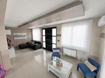 Casa de 6 ambientes, Las Heras · Casa en Venta, Barrio Privado Pórtico del Sol II, Mendoza