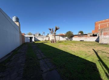 Terreno · 600m² · 1 Dormitorio · 1 Cochera · Casas en Berisso