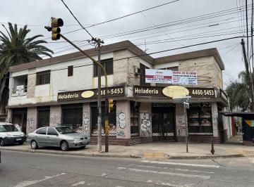Terreno · 409m² · Ideal Emprendimeinto - 3 Locales + Vivienda de 5amb