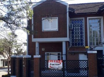 Casa de 4 ambientes, Posadas · Duplex de 3 Dorm. en Alquiler