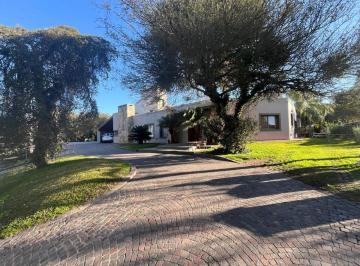 Foto · Casa en Venta de 5 Dorm. en Country El Bosque Cordoba