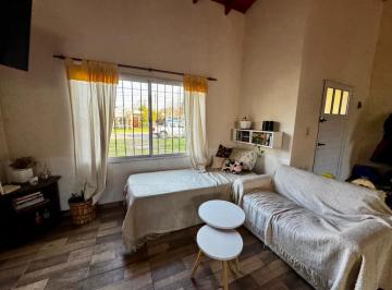 Casa de 2 ambientes, Santa Teresita · Casa en Venta en Santa Teresita - Oportunidad