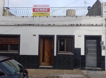 PH · 100m² · 3 Ambientes · Venta PH Al Frente a Cuadras de Mosconi