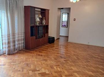 Departamento · 68m² · 3 Ambientes · 3 Ambientes en Rivadavia y Medrano (Requisitos en Descripción)