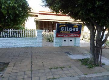 Casa · 150m² · 5 Ambientes · 1 Cochera · Venta de Casa 6 Amb. C/depto. 2 Amb. en San Justo - Buen Estado