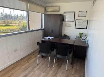 Oficina comercial · 38m² · 4 Ambientes · 2 Cocheras · Oficina con Divisiones en Alquiler Rivera Park Tigre