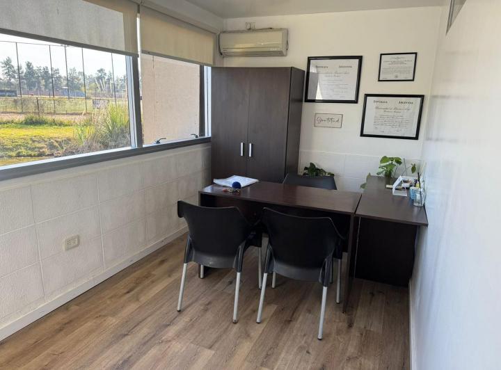 Oficina comercial · 38m² · 4 Ambientes · 2 Cocheras