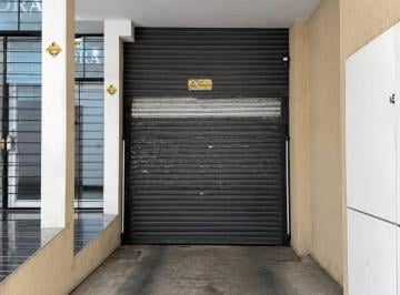 Garage · 15m² · 1 Cochera · Cochera en Alquiler Republica de La Sexta